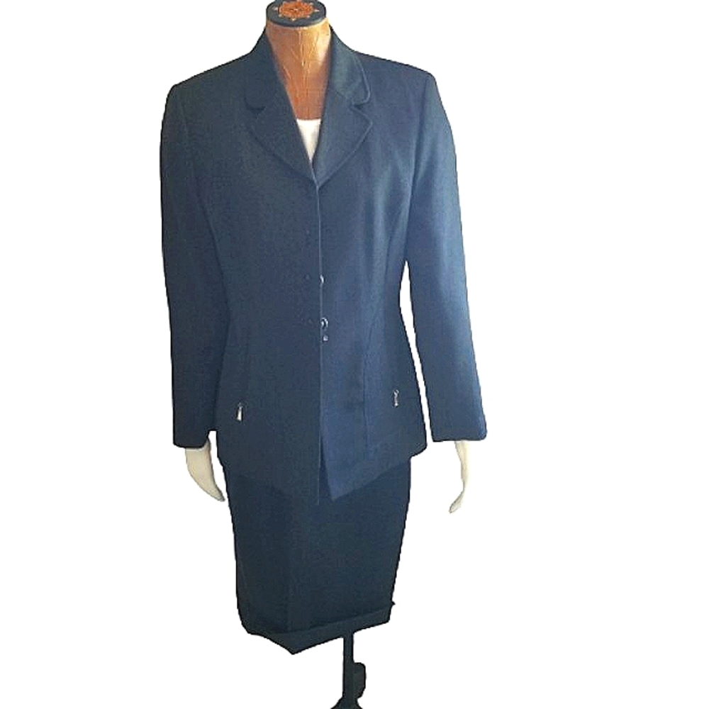 Back-to-the-Office, Blazer with Skirt